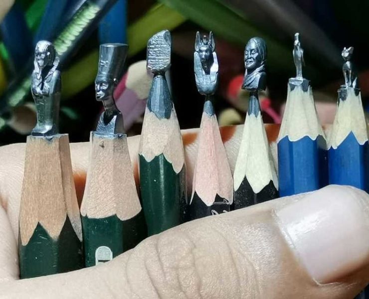 إبراهيم بلال ينحت أبرز الآثار على أقلام الرصاص
