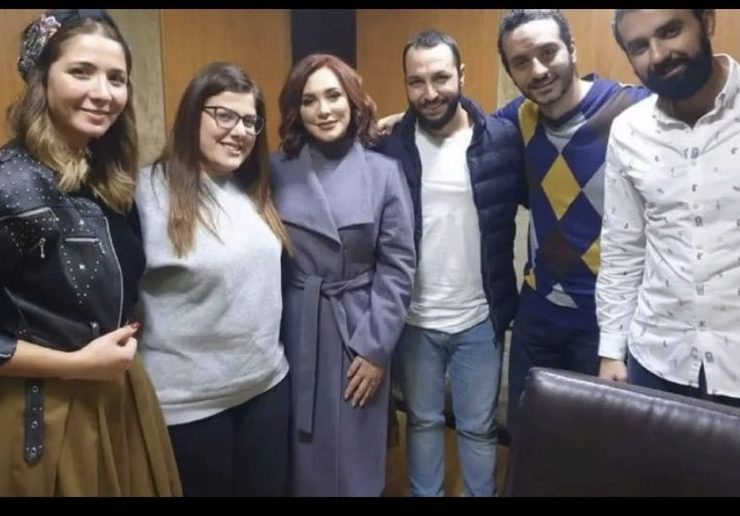 سلاف فواخرجي وليندا بيطار تحضران مفاجأة للميلاد