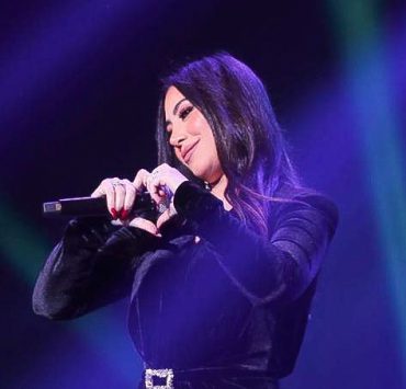 بالصور .. بوسى تتألق في "كريسماس" أوبرا جامعة مصر للعلوم والتكنولوجيا بأغاني وردة وأم كلثوم وفضل شاكر ﻿