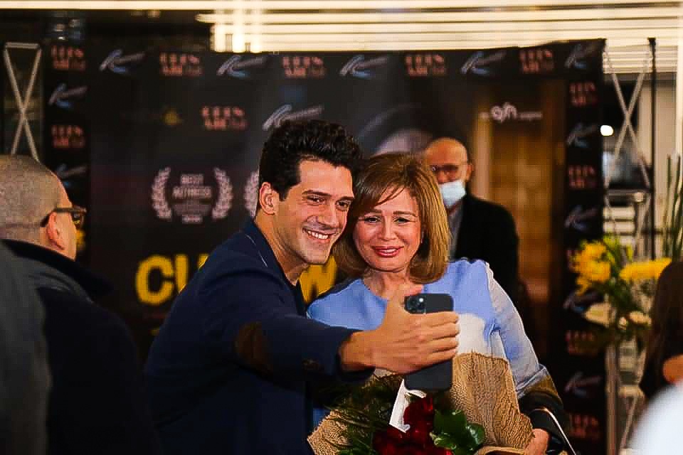 إلهام شاهين تحتفل بالعرض الرسمي ل "حظر تجول" بحضور اسعاد يونس