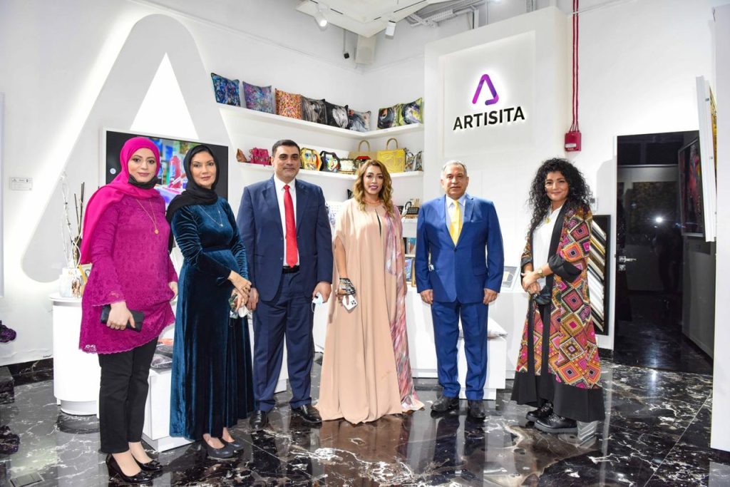 أرتيسيتا غالري يحتضن المعرض الفني الجماعي تحت عنوان (إمارات السلام ) في دبي
