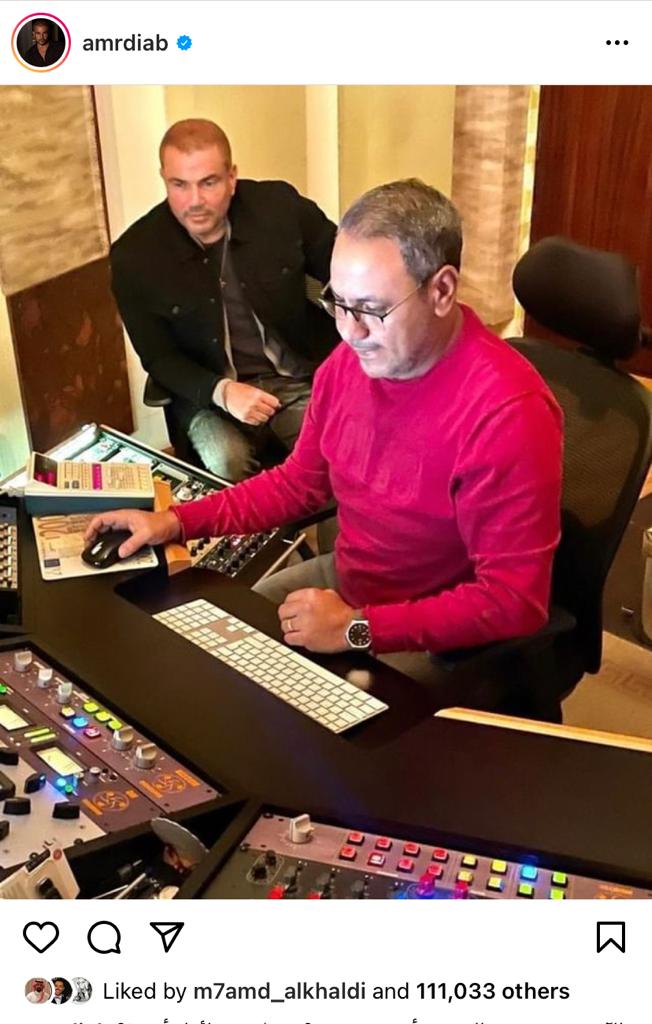عمرو دياب يكشف عن عناوين أغاني ألبومه الجديد قبل طرحه