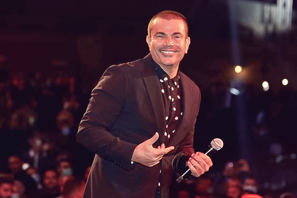 عمرو دياب يطرح برومو أغنيته الجديدة "يا أنا يا لأ"