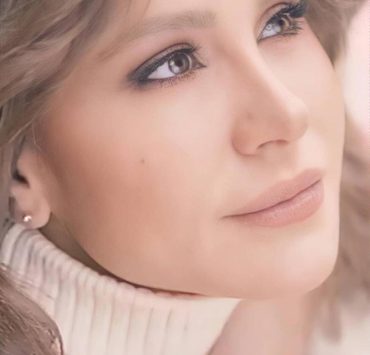 ديمة قندلفت تعيد تسجيل "يا سيد السلام"