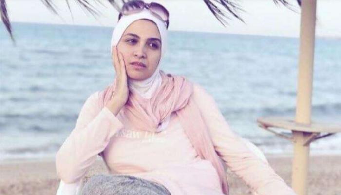 حنان ترك تدرس كسر باب الاعتزال والعودة للفن