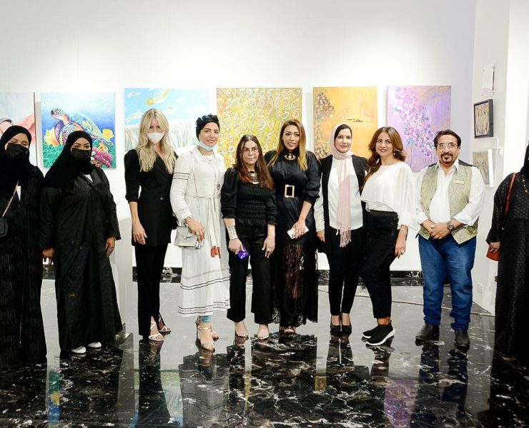 صور .. مشاركة عالمية لتشكيليين في"الخير والشر" ب "ارتيسيتا غاليري"