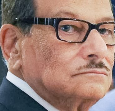 وفاة صفوت الشريف وزير الإعلام المصري الأسبق