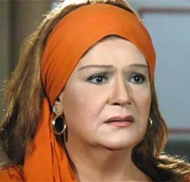 ميمي جمال تعلن اعتزالها الفن