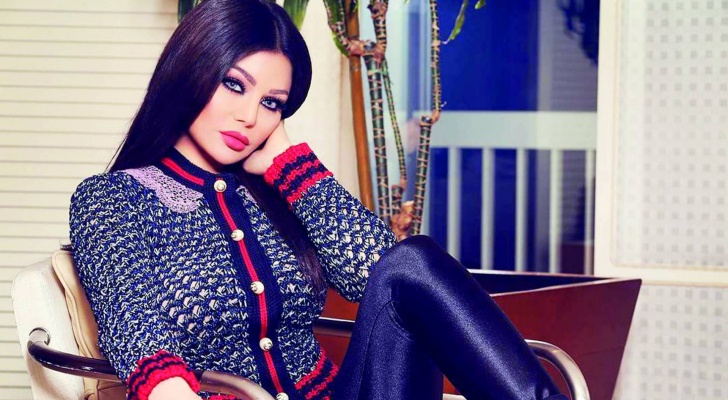 هيفا وهبي ترد بقوة على متابعة تمنت لها الموت