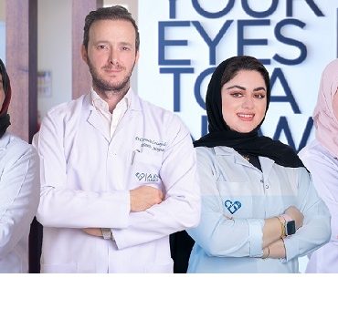 خبرات متعددة وأطباء أكفاء..