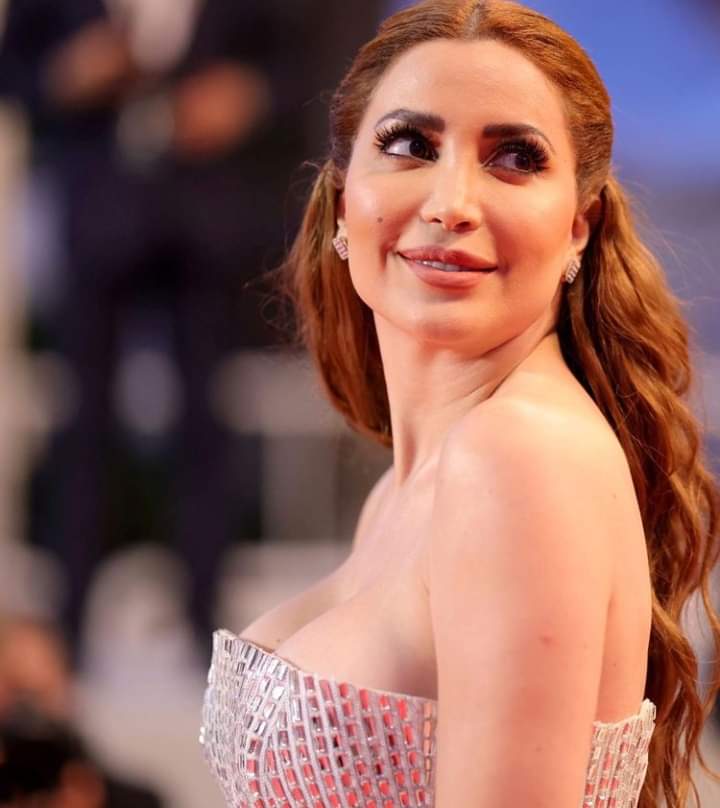 نسرين طافش تتألق على الريد كاربت بمهرجان "كان"