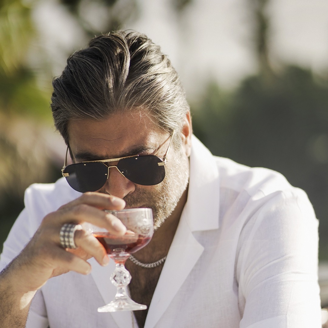 وائل كفورى يطرح "البنت القوية" فى لحظات عفوية