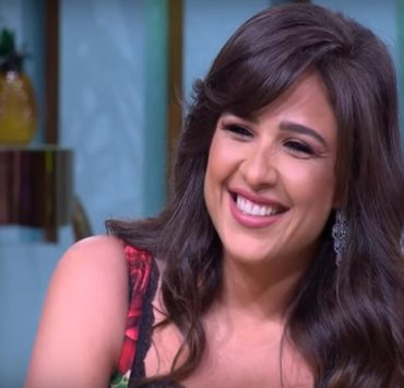 ياسمين عبدالعزيز تغادر المستشفى ب "توصية مشددة" لاستقرار صحتها