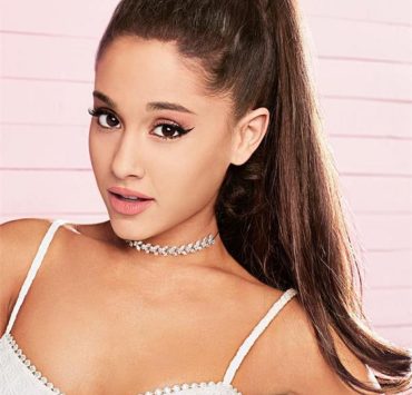 كلمات مؤثرة من شقيقها.. المغنية الأمريكية أريانا غراندي تشارك صور طفولتها مع المتابعين