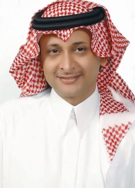 ألبوم عبد المجيد عبدالله "عالم موازي" يحتل الصدارة في عيد ميلاده