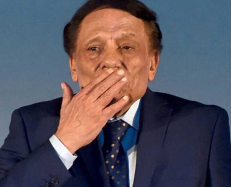 جديد الوضع الصحي لـ "الزعيم" عادل إمام