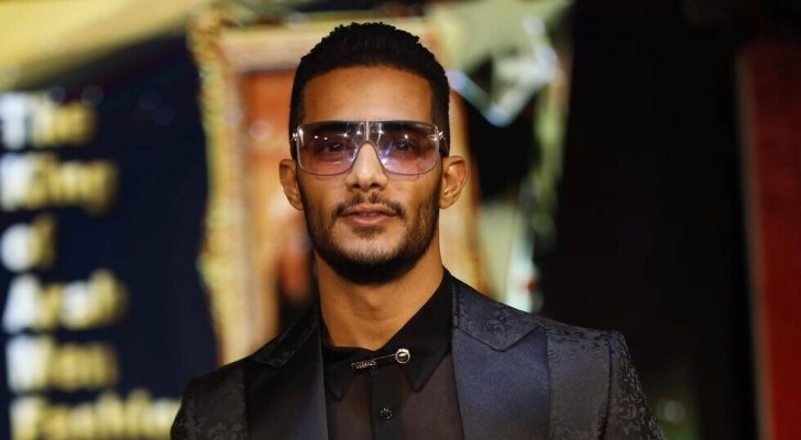 محمد رمضان يصدم متابعيه بحقن الشفاه بالفيلر.. ومتابعون: حتى أنت يا رمضان ذهبت للتجميل