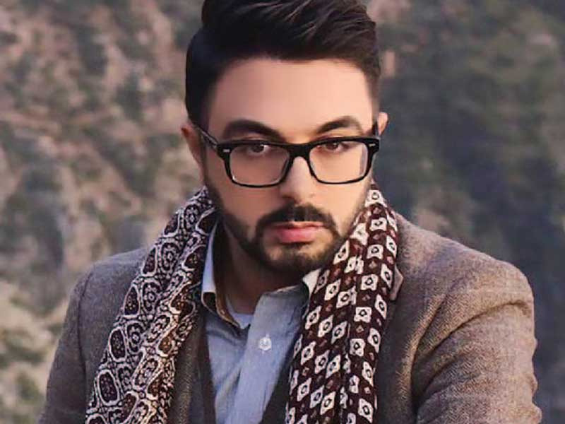 بالفيديو: المغربي أحمد شوقي يطلق فيديو غنائي توعوي للأطفال يحثهم على حب الدراسة