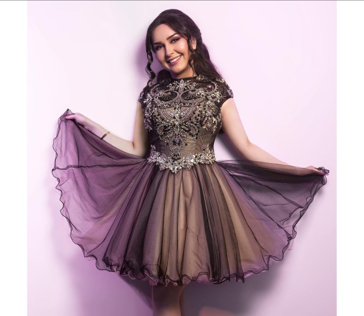 شهد برمدا تعلن خطوبتها دون الكشف عن هوية خطيبها