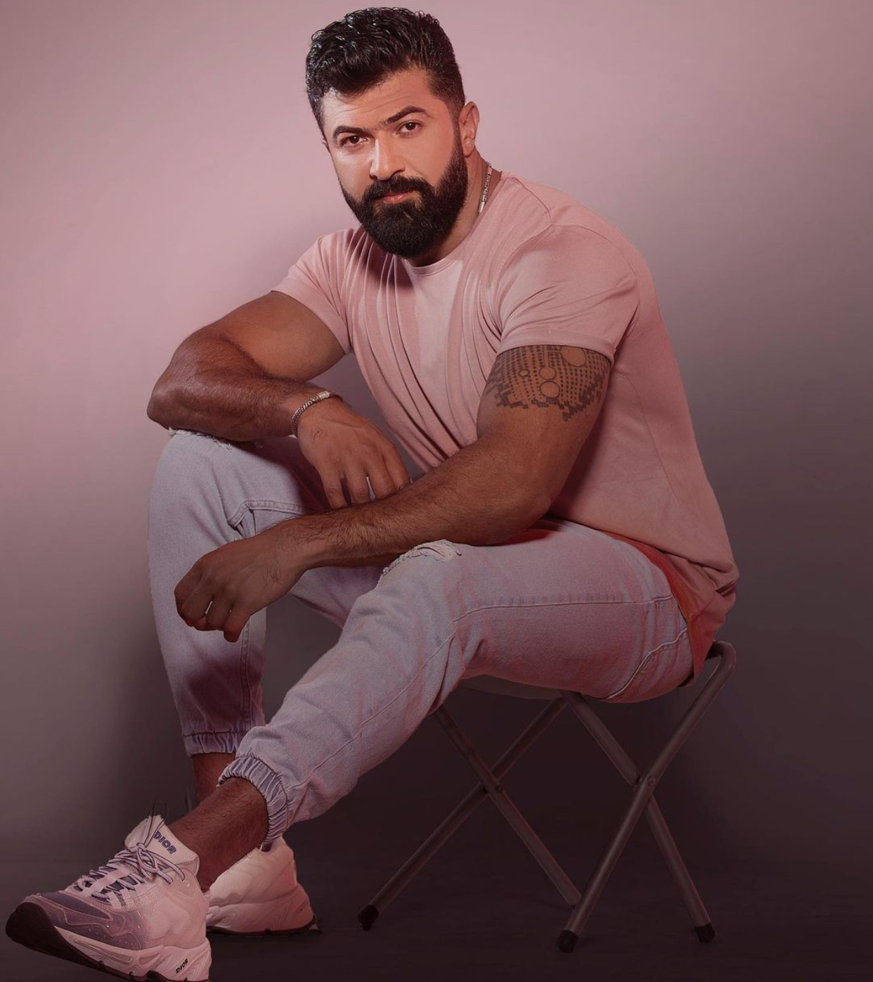 سيف نبيل يستعد إلى "عالميه"