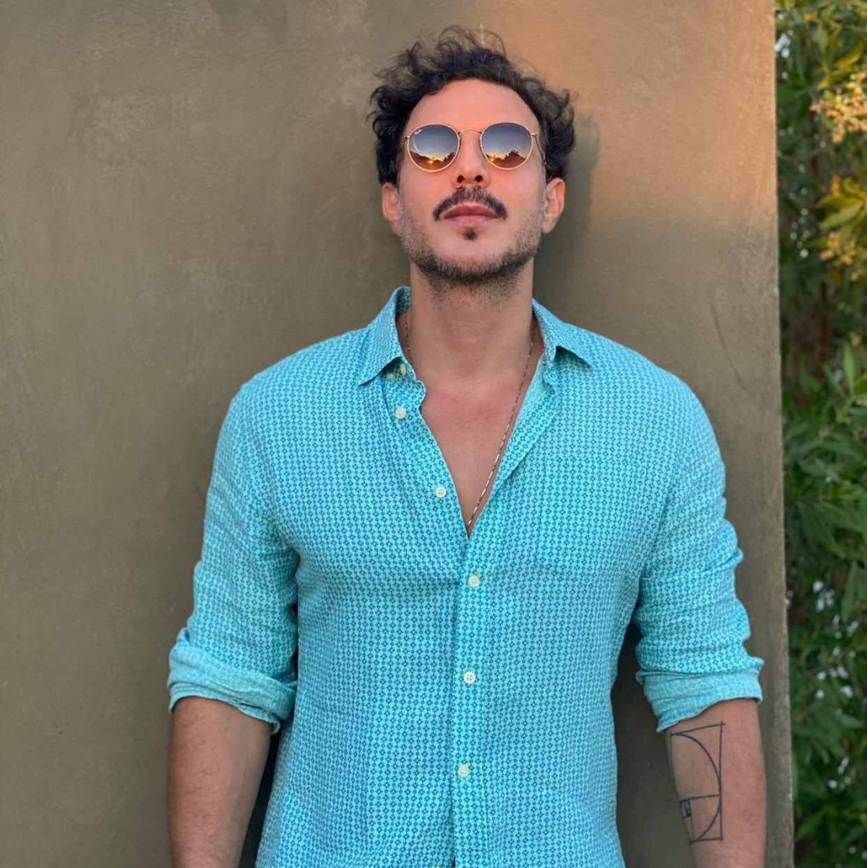 باسل خياط عن طفولته: عشت ببيئة تشبه الروايات