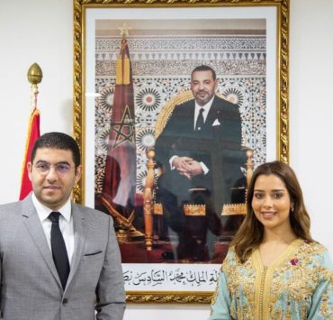 بقفطان مغربي.. بلقيس تلتقي وزير الثقافة مهدي بنسعيد