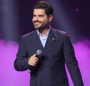 محمود نصر سفيراً.. وناصيف زيتون يتبرع لأطفال "sos”