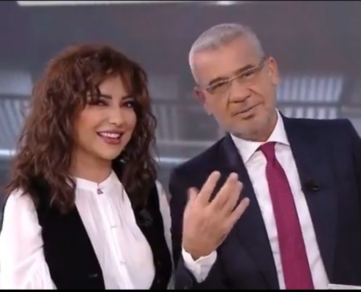أمل عرفة تكشف أسماء أهم الفنانات بجيلها أمل عرفة تكشف أسماء أهم الفنانات بجيلها