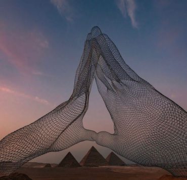 معرض "الأبد هو الآن" يجعل الفن في متناول كل مصري