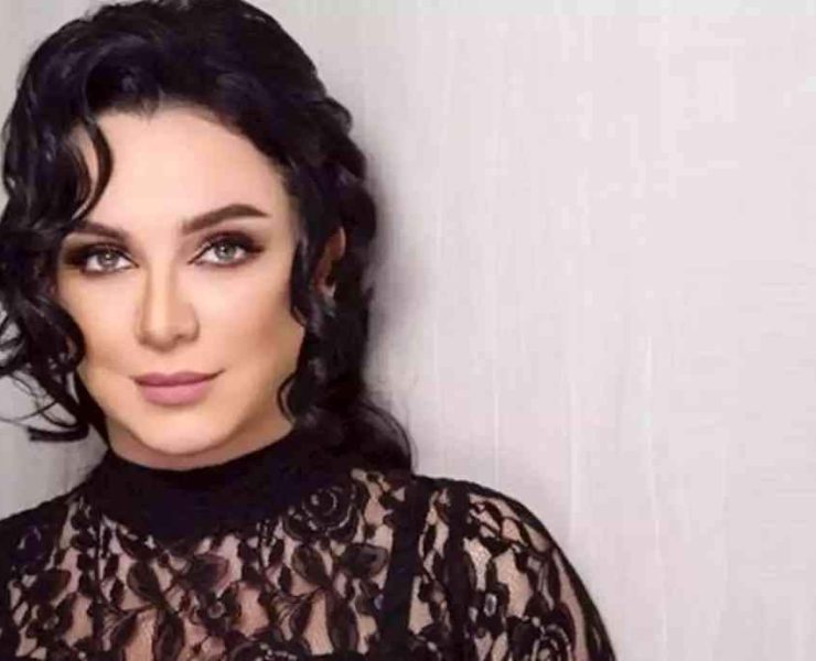 سلاف فواخرجي تعلق على قبلة كندا حنا وعمايري