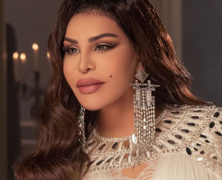 وسط أعلام الدولة.. أحلام تحتفل بعيد الاتحاد الخمسين