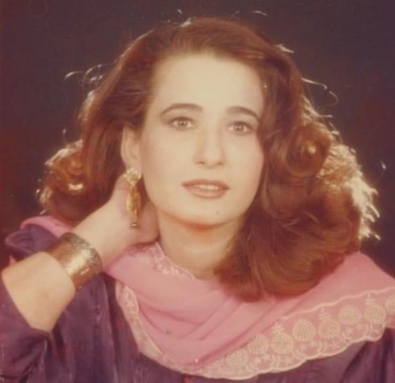 بعد 17 عام.. صباح السالم تعود للساحة الفنية عبر المسرح بعد 17 عام.. صباح السالم تعود للساحة الفنية عبر المسرح