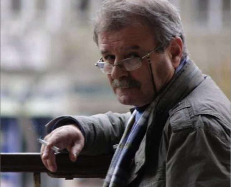 نوبة قلبية والآن خارج المستشفى: تفاصيل الحالة الصحية لعبد اللطيف عبد الحميد