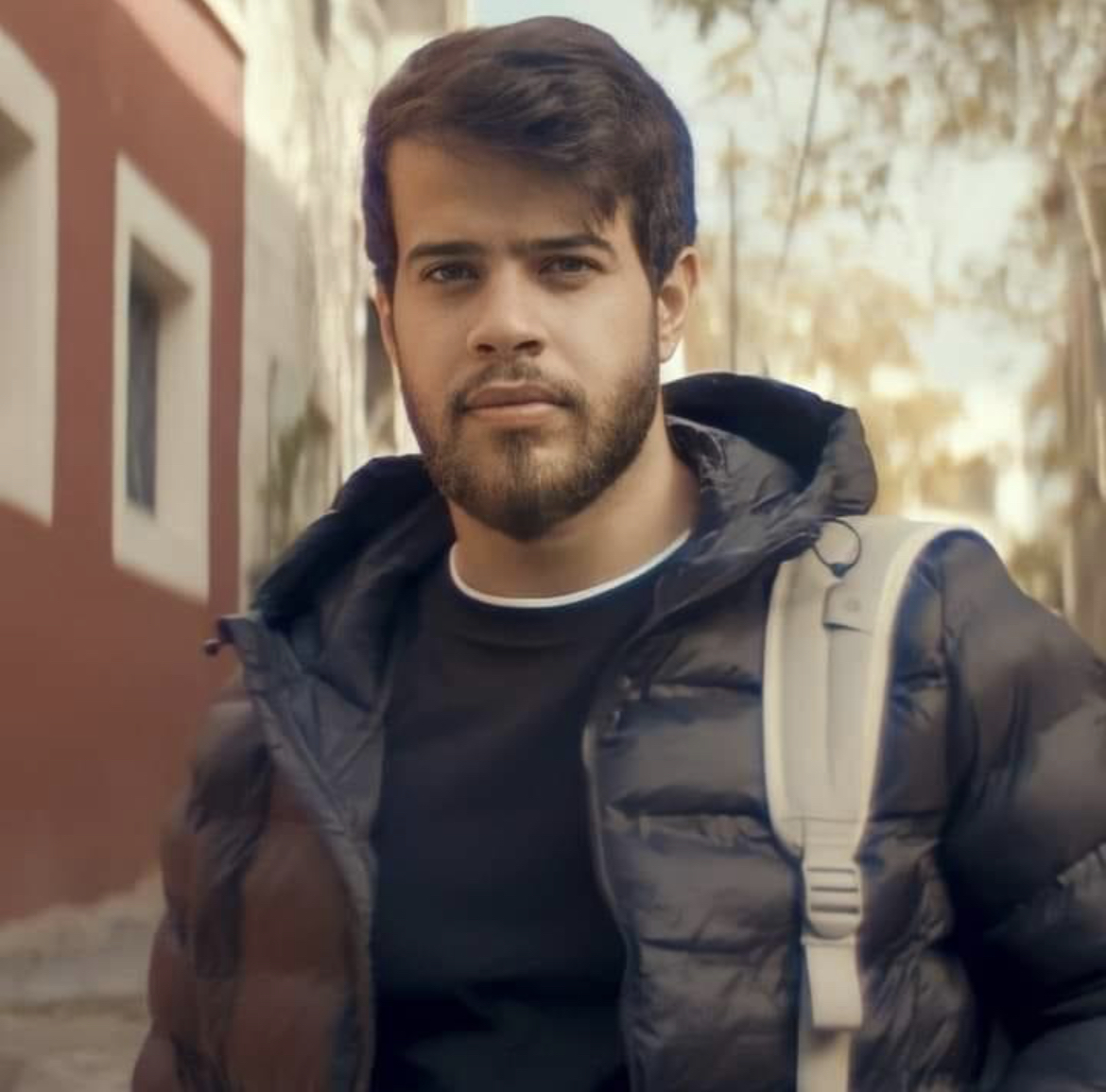 أدهم نابلسي يبدأ حذف أغانيه ويكشف عن محتواه الجديد