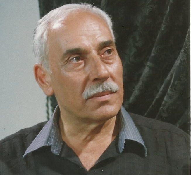 هاني شاهين: شركات الإنتاج نسيتنا وهذا رأيي بمشاهد القبل