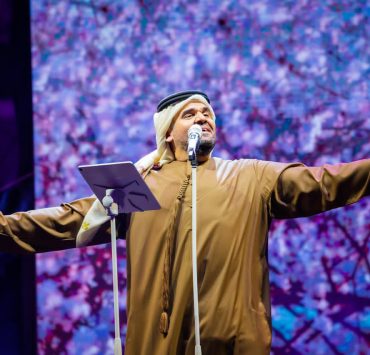 حسين الجسمي يستقبل العام الجديد 2022 في أبوظبي بأمنيات المحبة والسلام