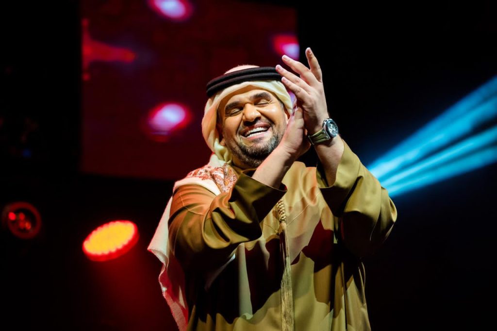 حسين الجسمي يستقبل العام الجديد 2022 في أبوظبي بأمنيات المحبة والسلام حسين الجسمي يستقبل العام الجديد 2022 في أبوظبي بأمنيات المحبة والسلام
