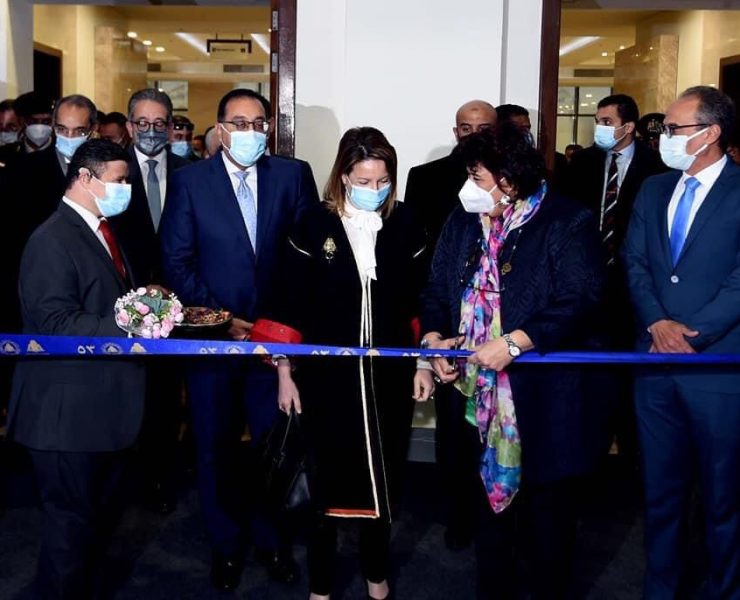 رئيس الوزراء المصري يشهد افتتاح الدورة الـ 53 من معرض القاهرة الدولي للكتاب