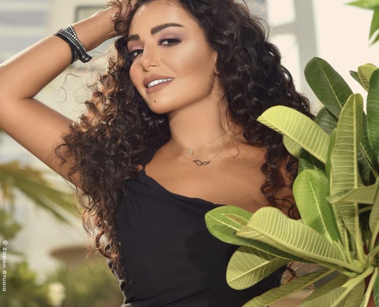 ابنة ديمة الجندي تشجعها على الزواج مجدداً
