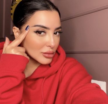فاتي جمالي تناصر المرأة في عيدها العالمي