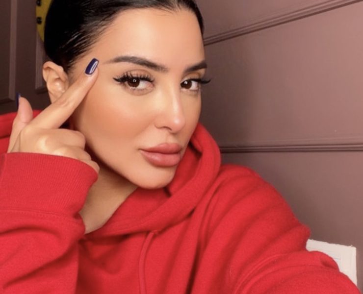 فاتي جمالي تناصر المرأة في عيدها العالمي فاتي جمالي تناصر المرأة في عيدها العالمي