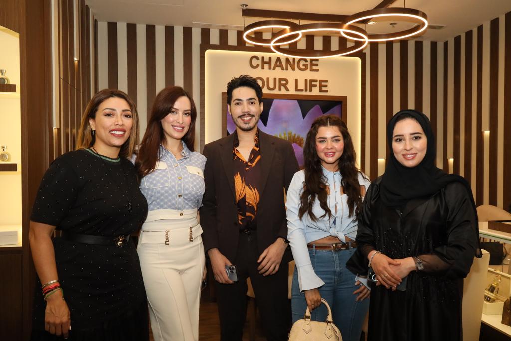 ثاني بن سعيد آل مكتوم يشهد افتتاح "طيف الإمارات"