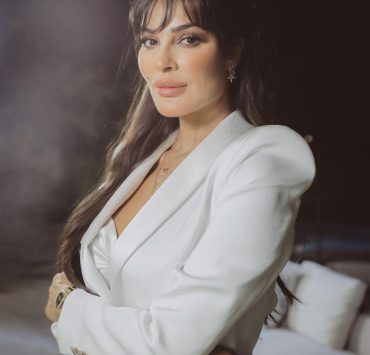 نادين نسيب نجيم تكشف عن نصيحة غسان مسعود لها أثناء اجتماعهما بأحد المسلسلات