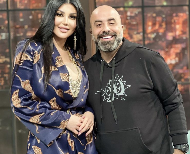 جيني اسبر تمزق صور هؤلاء الفنانين جيني اسبر تمزق صور هؤلاء الفنانين