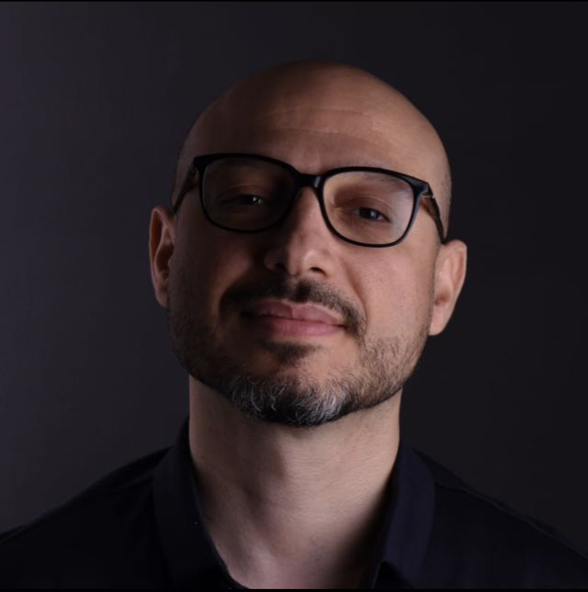 كاميرا "The Board" تدور بإدارة هوزان عكو.. فمن هم أبطاله؟