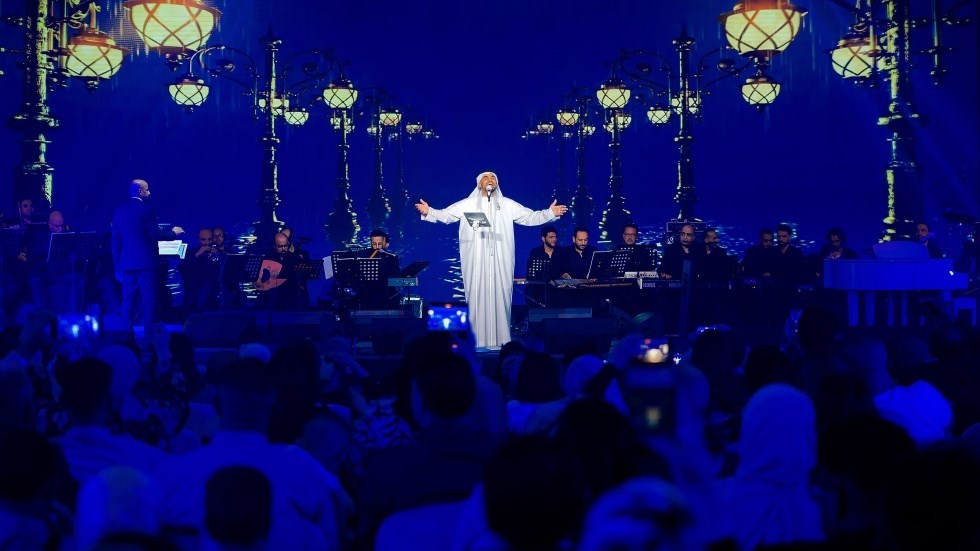 بالصور.. الجسمي يحتفل بذكرى 30 يونيو في القاهرة