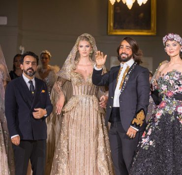 بإطلالات ملكية وفساتين زفاف ذهبية وملونة .. البحيري يتألق بأقوى تصميماته لشتاء وخريف 2023