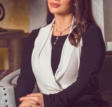 ديانا حداد تحذف جميع صورها والسبب!