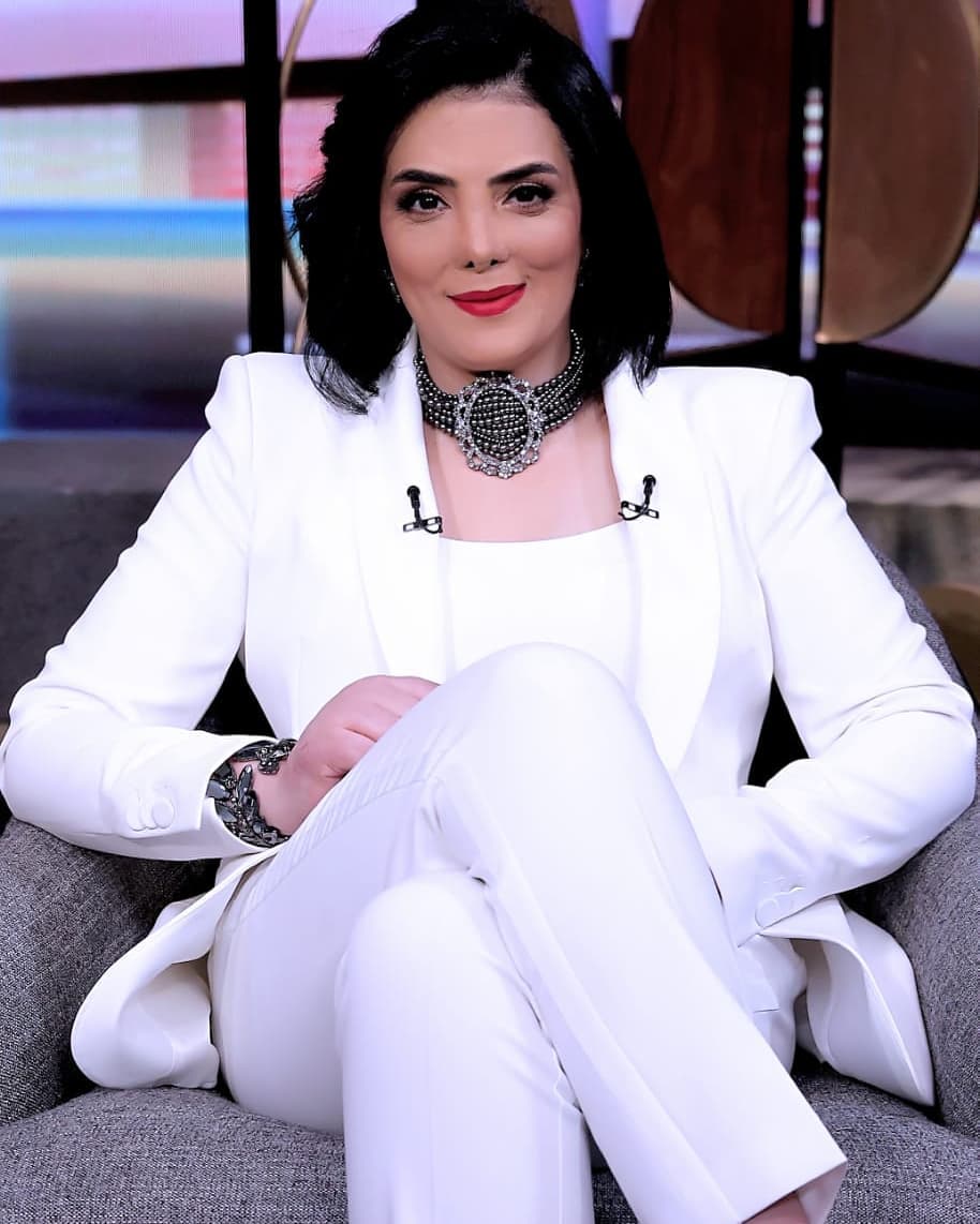 حورية فرغلي .. مطربة للمرة الأولى