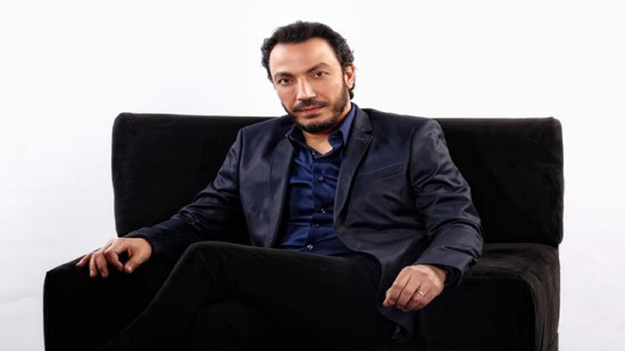 طارق لطفي.. يغوص في عالم الجريمة بـ"الدفعة"